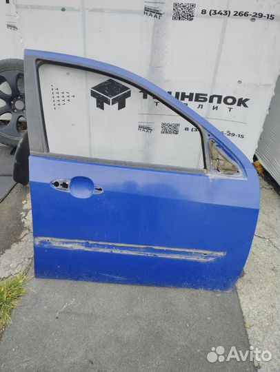 Дверь передняя правая Ford focus I форд фокус 1