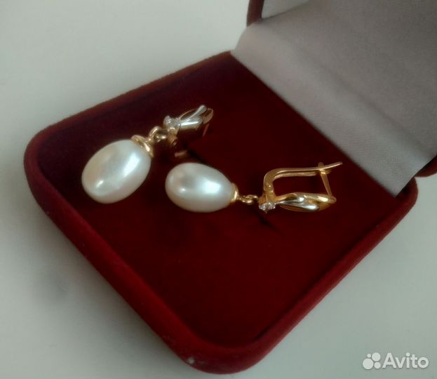 Золотые серьги с жемчугом