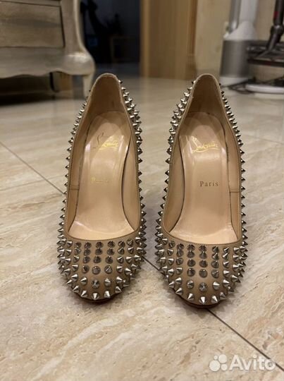 Christian louboutin 39