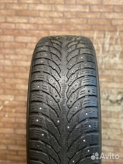 Nokian Tyres Hakkapeliitta 9 235/65 R17