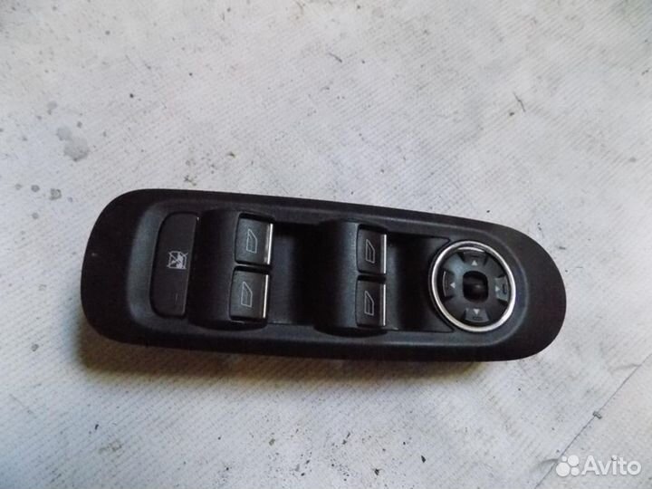 Блок управления стеклоподъемниками Mondeo IV 2007