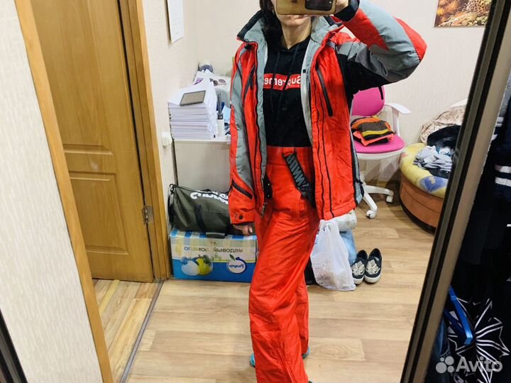 Горнолыжный костюм 40-42