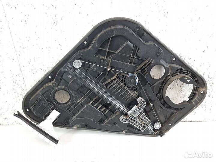 Стеклоподъёмник задний правый Kia Sportage 4 QL