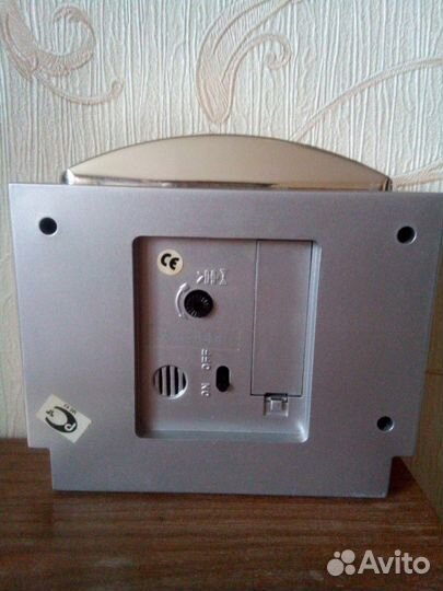 Часы настольные Скарлетт