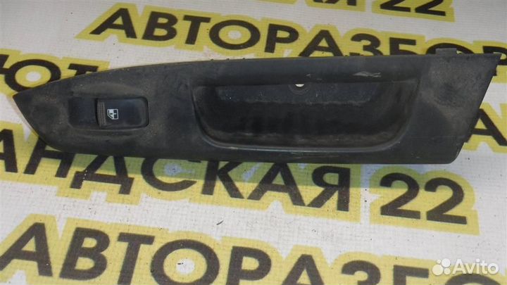 Кнопка стеклоподъемника Hyundai Getz 2002-2011
