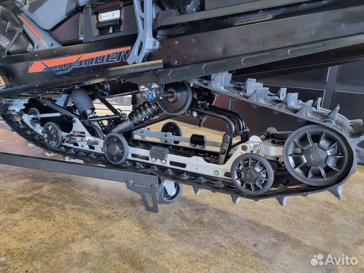 Lynx commander 600R E-TEC (б/у)