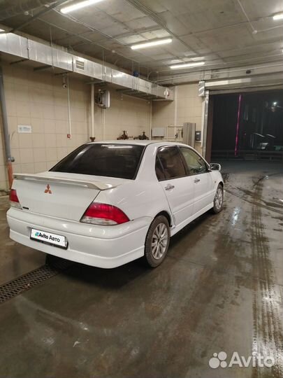 Mitsubishi Lancer Cedia 1.5 CVT, 2001, 200 000 км