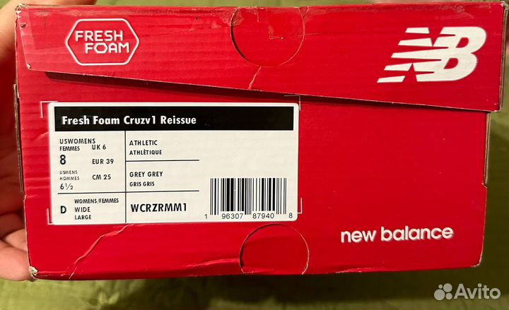 Женские кроссовки New Balance