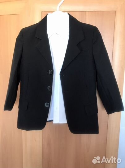 Пиджак с рубашкой на 3-4 года