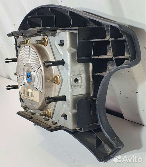 Подушка безопасности водителя Toyota Avensis T220