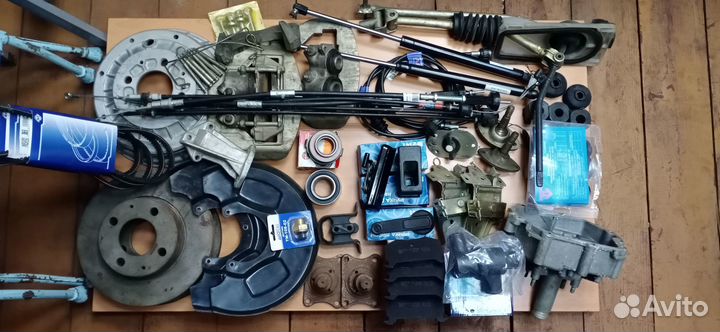 Запчасти на Москвич 2141