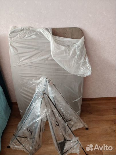 Кухонный стол