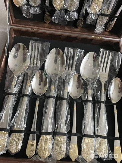 Набор столовых приборов новый