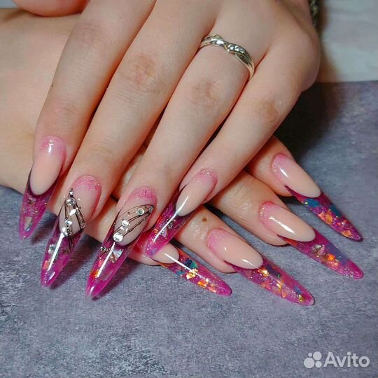 Выкладной френч модели наращивание ногтей