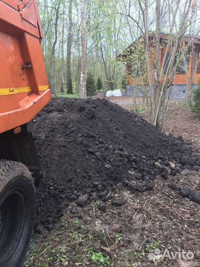 Чернозем в самосвале