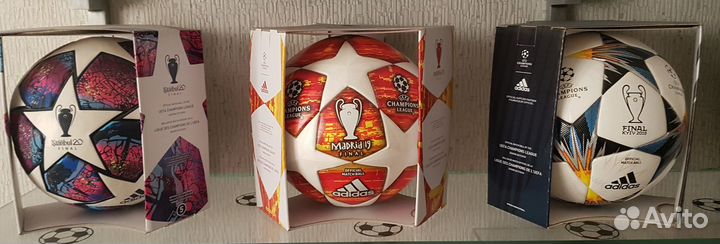 Футбольные мячи