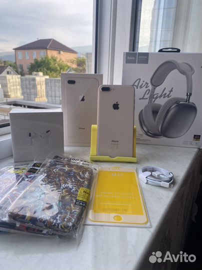 iPhone 8 Plus, 64 ГБ