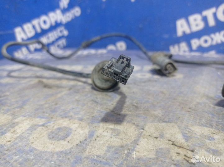 Датчик ABS Audi A4B6 седан BFB 2002