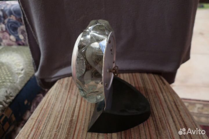 Настольные часы Маяк