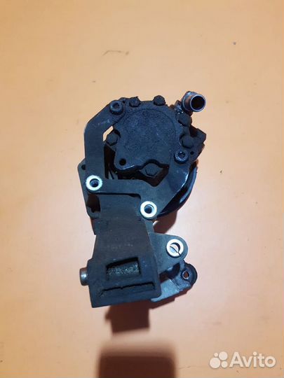 Насос гидроусилителя руля на BMW 5 E39 M51