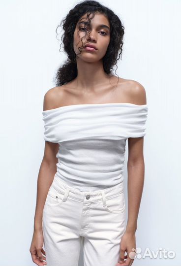 Топ с открытыми плечами Zara Бестселлер