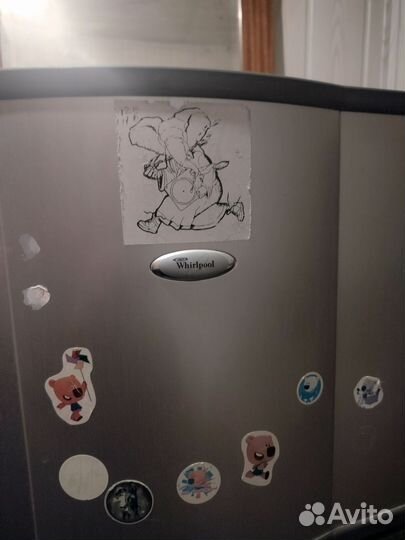 Холодильник whirlpool