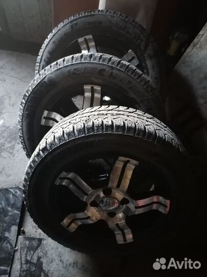 Bridgestone Ice Cruiser 7000S 175/65 R14
