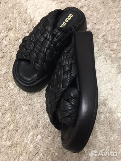 Сандали женские