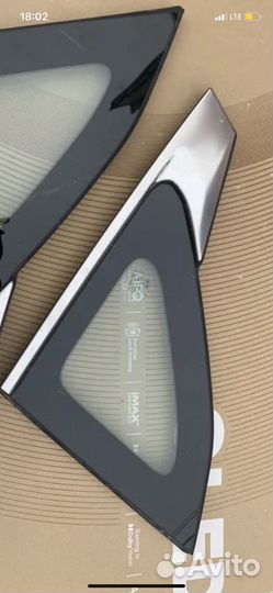 Kia Seltos заднее стекло кузова правое