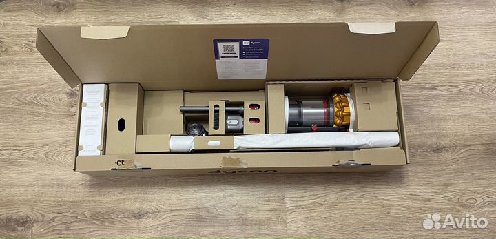 Пылесос Dyson V15 Detect Absolute. Наша вилка