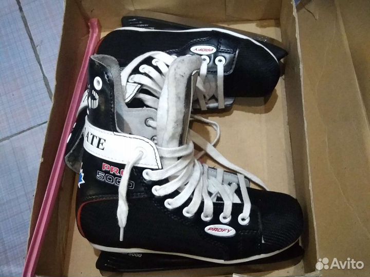 Коньки для мальчика 34 размер, кожа