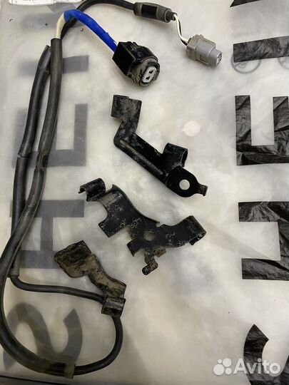 Датчик абс передний левый lexus is 250