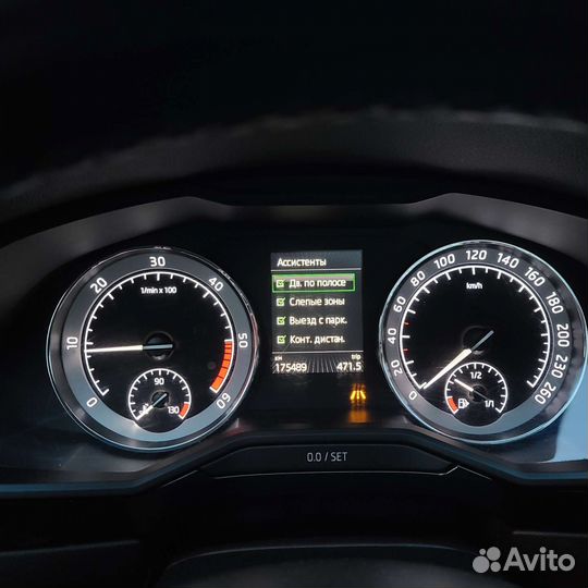 Skoda Superb 2.0 AMT, 2016, 175 500 км