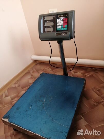 Весы напольные электронные до 300 кг б/у