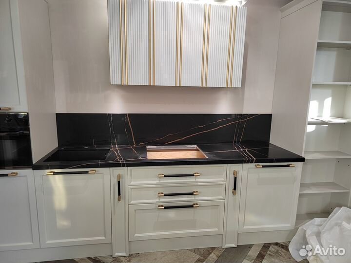 Столешница из кварцевого камня на заказ