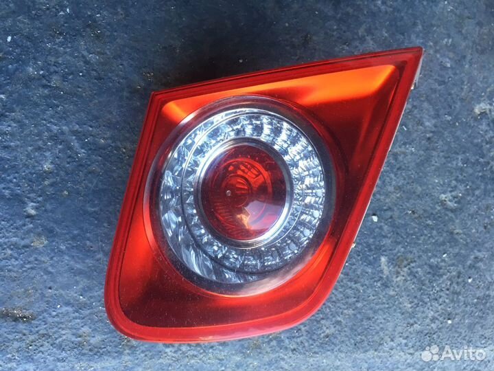 Фонарь задний внутренний левый VW Jetta 2006-2011