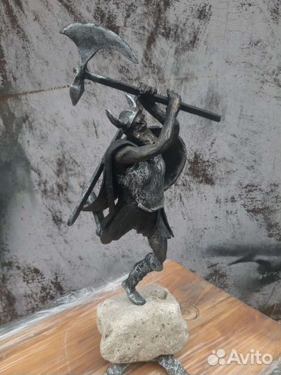Викинг, ковка, полностью авторский, в лофт стиль