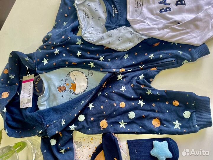 Комбинезон и боди для новорожденного