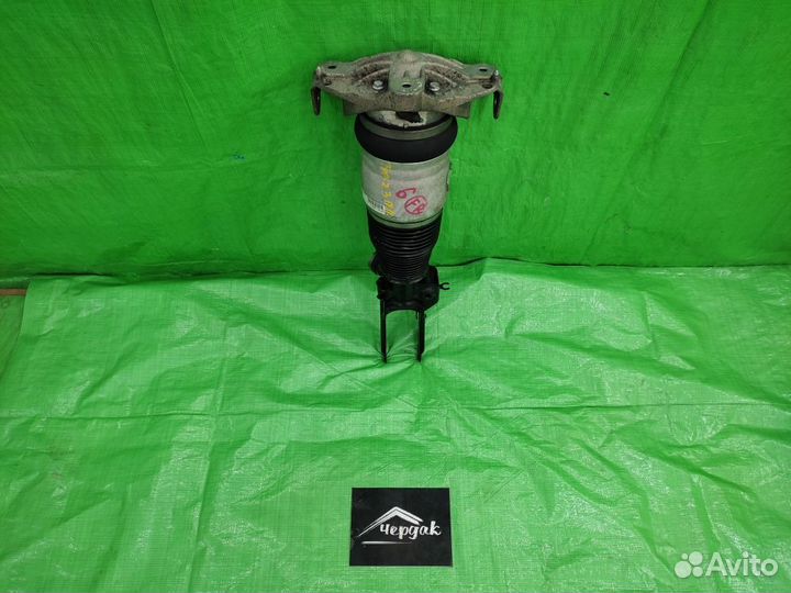 Стойка пневмо перед прав VW Touareg / Cayenne / Q7