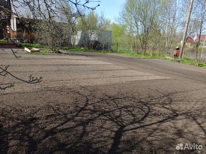 Вспашка земли минитрактором