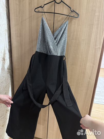 Комбинезон праздничный женский