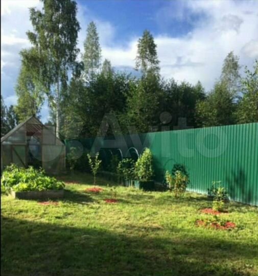 Дача 33 м² на участке 10 сот.