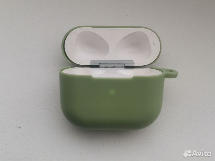 Кейс для наушников airpods 2