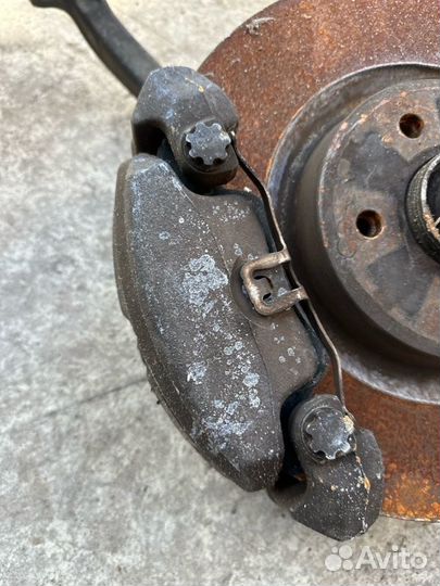 Ступица передняя правая Audi A6 C7 cduc 2012