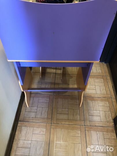 Стол со стулом для дошкольников и первоклашек