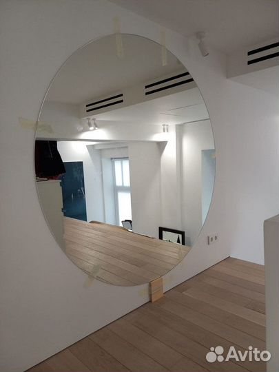 Зеркало напольное