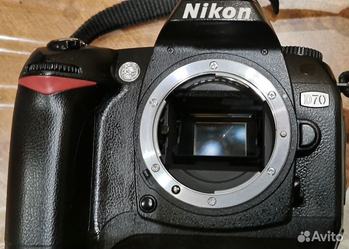 Nikon D70+AF-S DX Zoom-Nikkor ED 18-70mm f/3.5-4.5