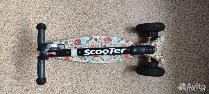 Самокат детский с принтом (дети от 3 до 7 лет)