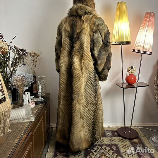 Винтажная шуба из волка