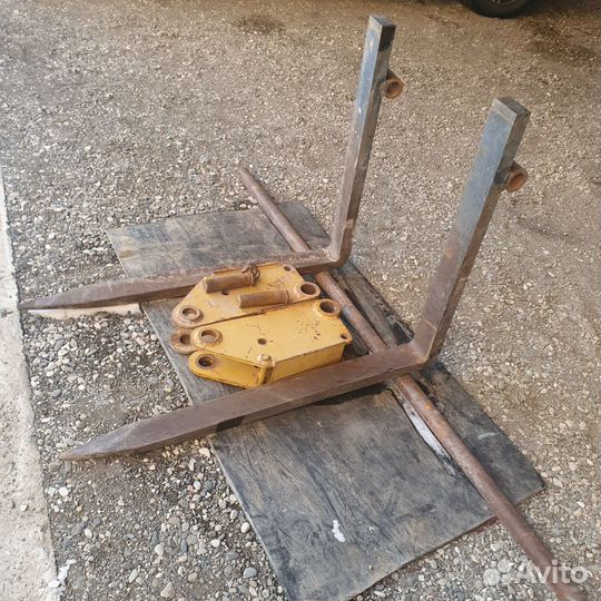 Вилы на экскаватор погрузчик кат428